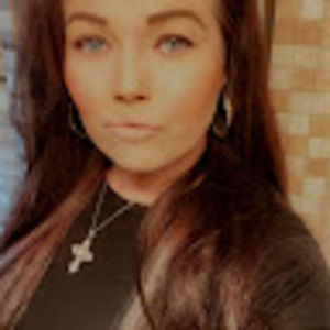 Meet your Posher, Elissa